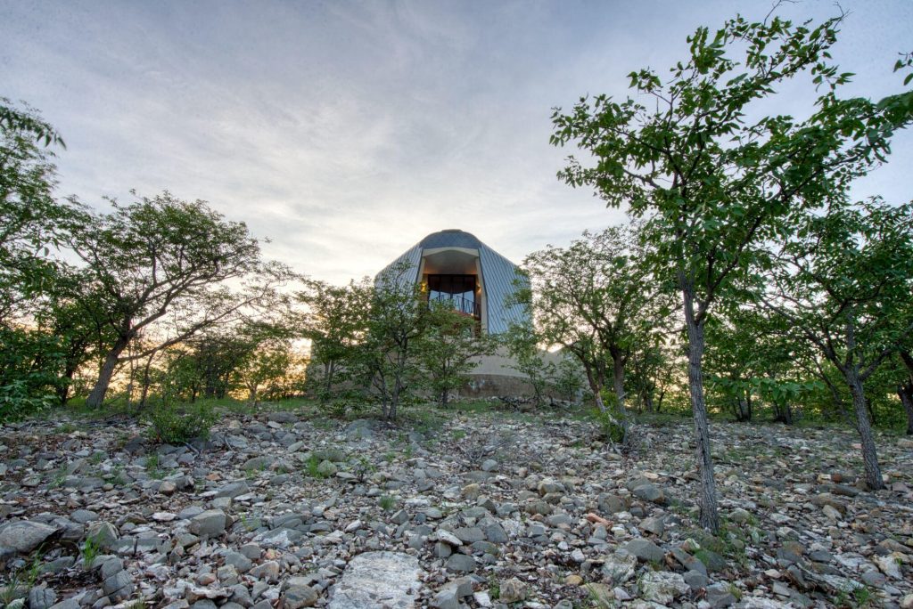 lodge-luxe-ekipa-etosha-secret-collection.jpg